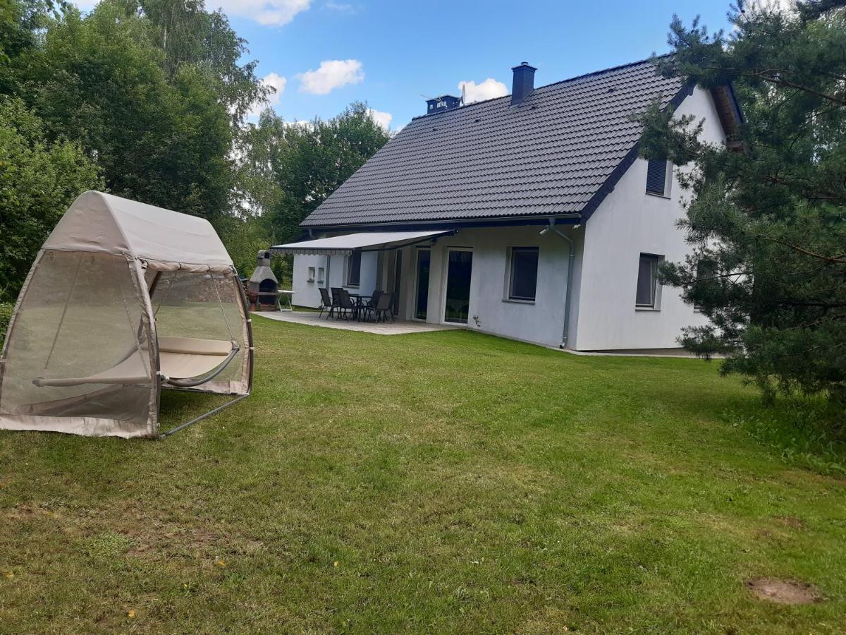 Domek Na Mazurach-Piasutno Exteriör bild