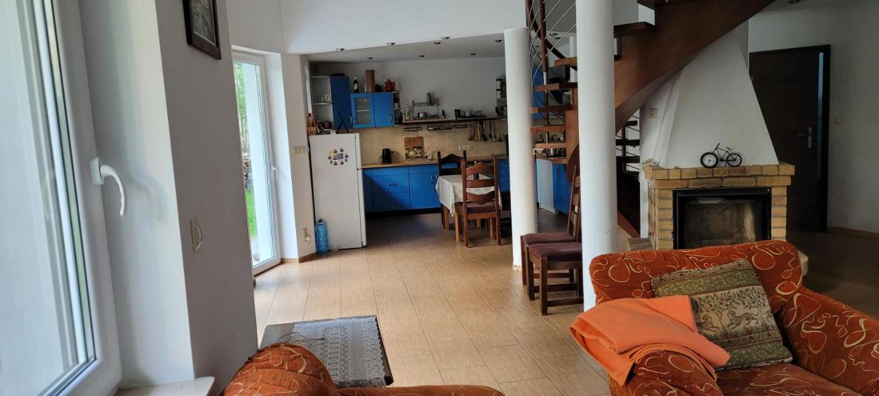 Domek Na Mazurach-Piasutno Exteriör bild