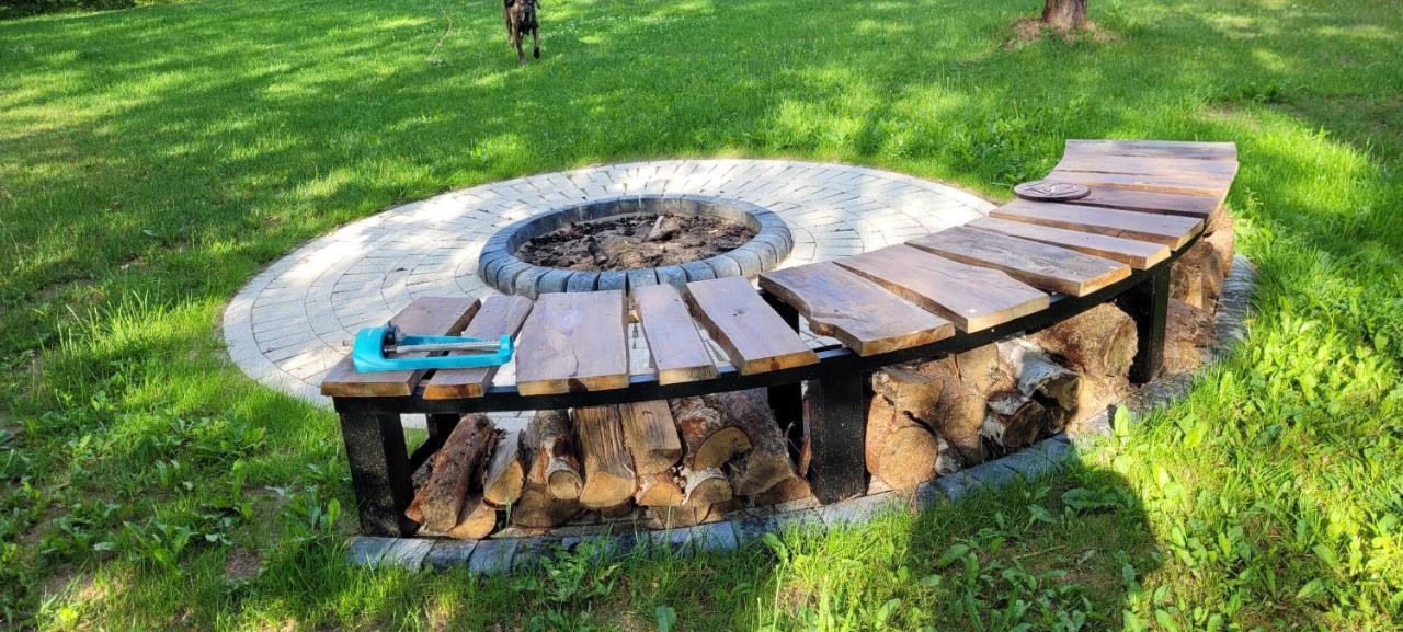 Domek Na Mazurach-Piasutno Exteriör bild