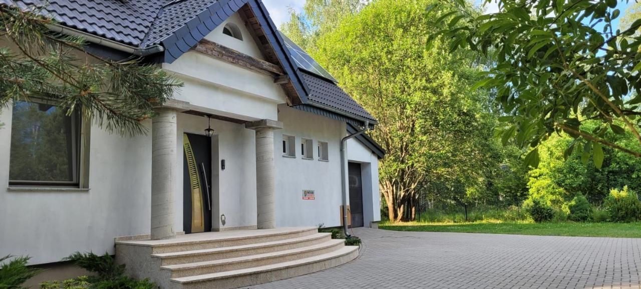 Domek Na Mazurach-Piasutno Exteriör bild